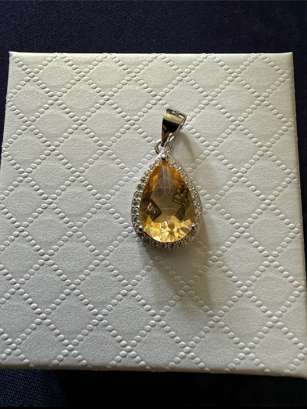 Citrine Teardrop Pendant - Elegant Sparkle